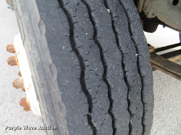 image for item DG3915 1995 Chevrolet Kodiak C6500 flat dump bed truck