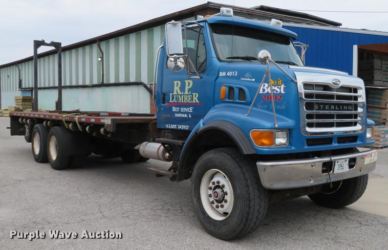 image for item DG3916 2003 Sterling L-Line flat bed truck