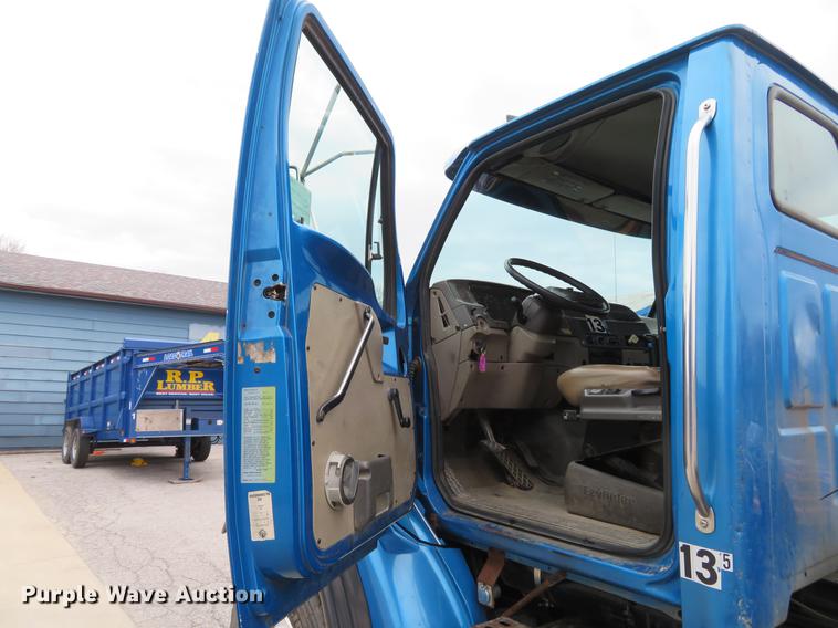 image for item DG3916 2003 Sterling L-Line flat bed truck