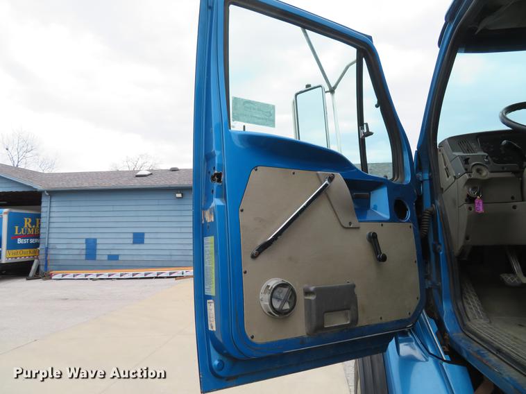 image for item DG3916 2003 Sterling L-Line flat bed truck