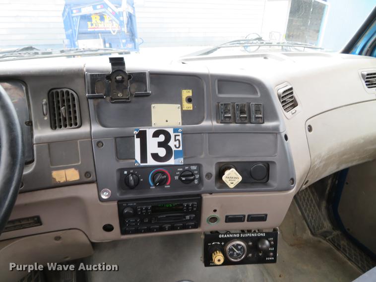 image for item DG3916 2003 Sterling L-Line flat bed truck