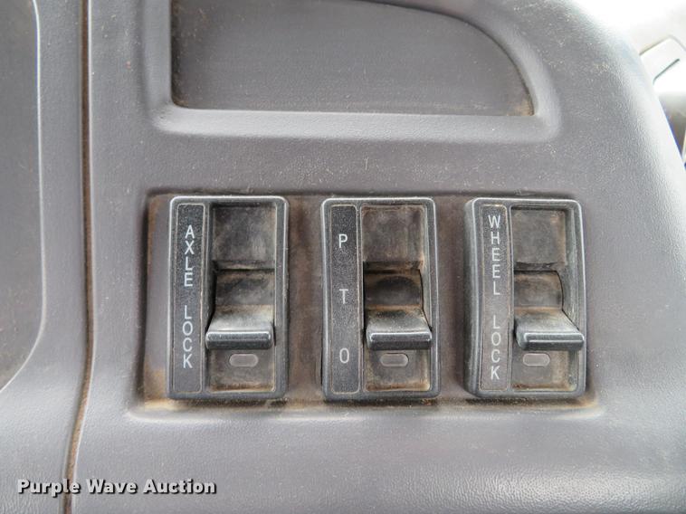 image for item DG3916 2003 Sterling L-Line flat bed truck