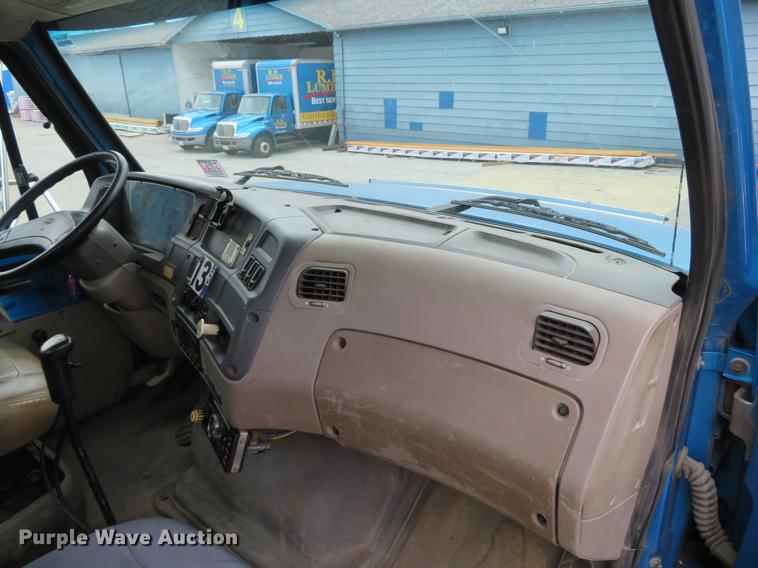 image for item DG3916 2003 Sterling L-Line flat bed truck