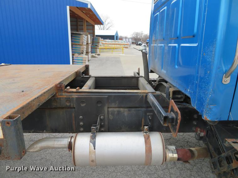 image for item DG3916 2003 Sterling L-Line flat bed truck