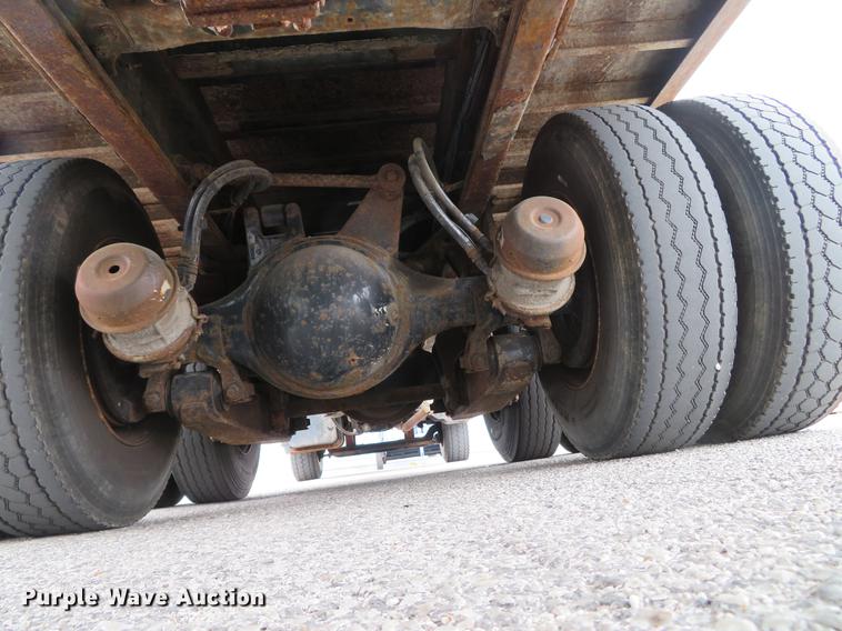 image for item DG3916 2003 Sterling L-Line flat bed truck