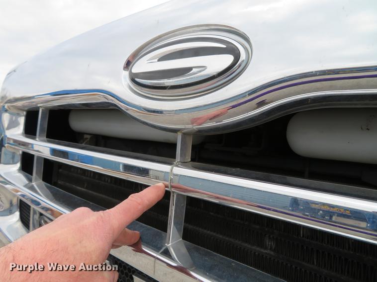 image for item DG3916 2003 Sterling L-Line flat bed truck