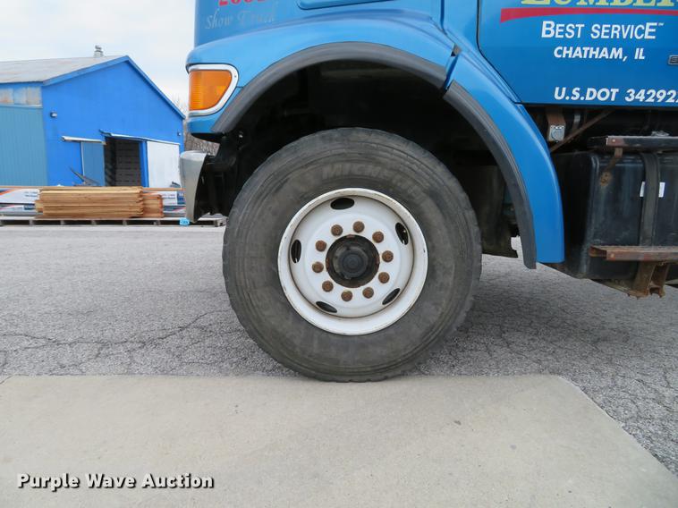 image for item DG3916 2003 Sterling L-Line flat bed truck