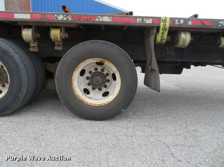 image for item DG3916 2003 Sterling L-Line flat bed truck