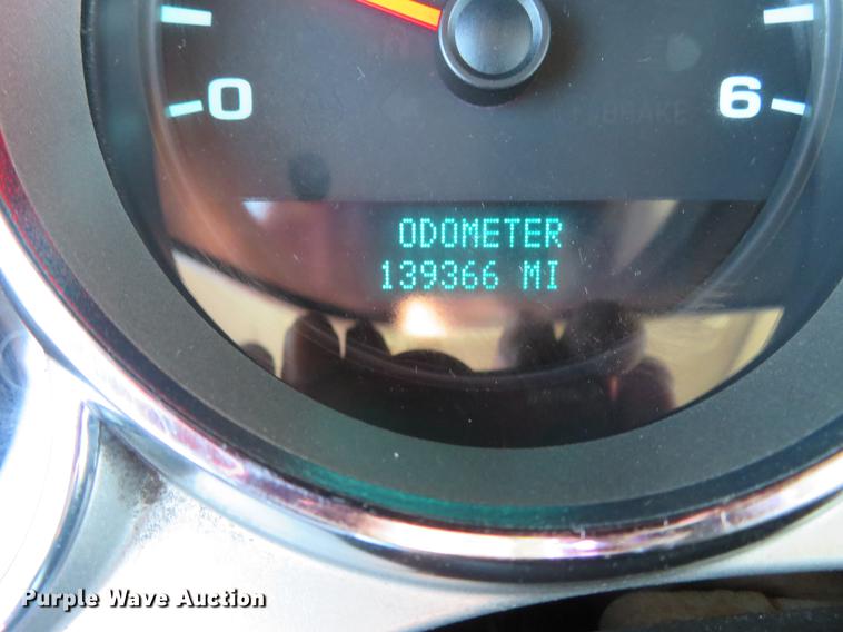 image for item DG3923 2010 Chevrolet Silverado 2500HD Ext. Cab pickup truck