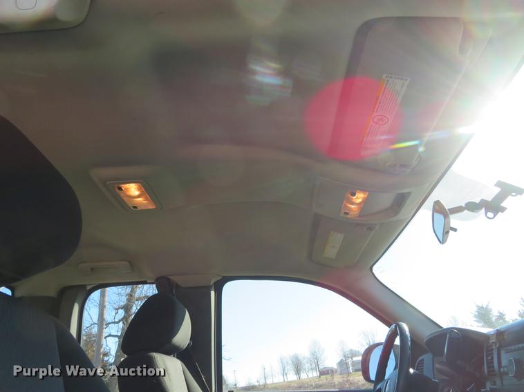 image for item DG3923 2010 Chevrolet Silverado 2500HD Ext. Cab pickup truck