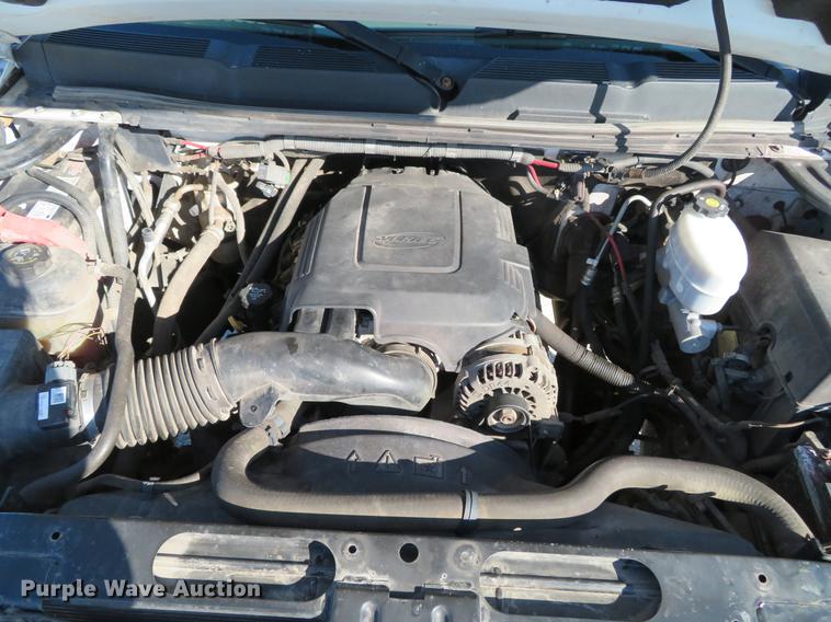image for item DG3923 2010 Chevrolet Silverado 2500HD Ext. Cab pickup truck