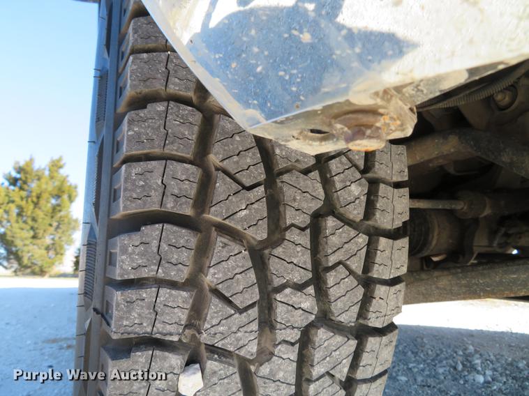 image for item DG3923 2010 Chevrolet Silverado 2500HD Ext. Cab pickup truck