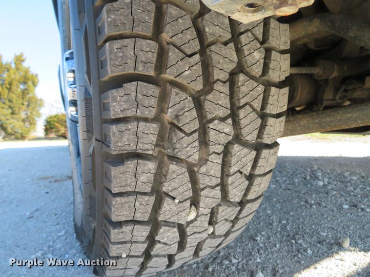 image for item DG3923 2010 Chevrolet Silverado 2500HD Ext. Cab pickup truck