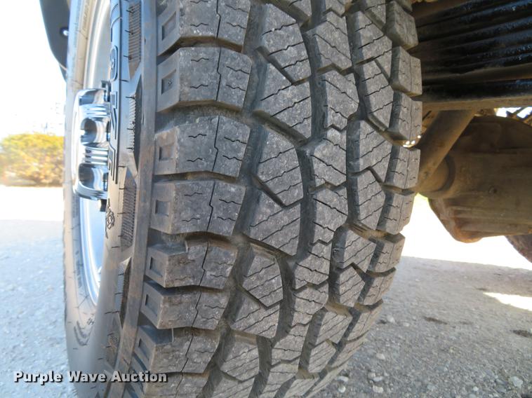 image for item DG3923 2010 Chevrolet Silverado 2500HD Ext. Cab pickup truck