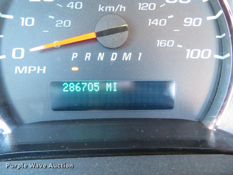 image for item DG3924 2011 Chevrolet Express G4500 cab and chassis