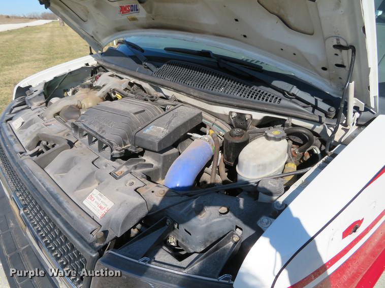 image for item DG3924 2011 Chevrolet Express G4500 cab and chassis