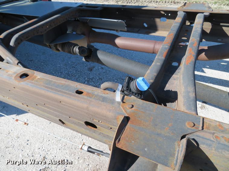 image for item DG3924 2011 Chevrolet Express G4500 cab and chassis