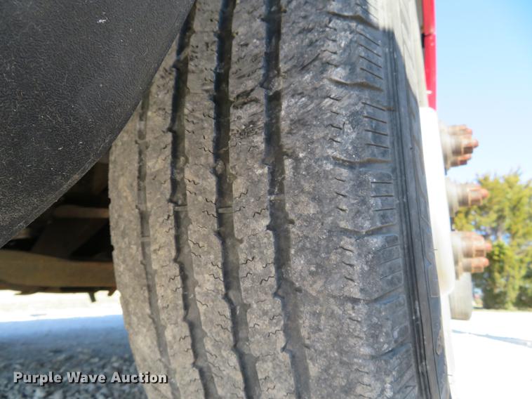 image for item DG3924 2011 Chevrolet Express G4500 cab and chassis