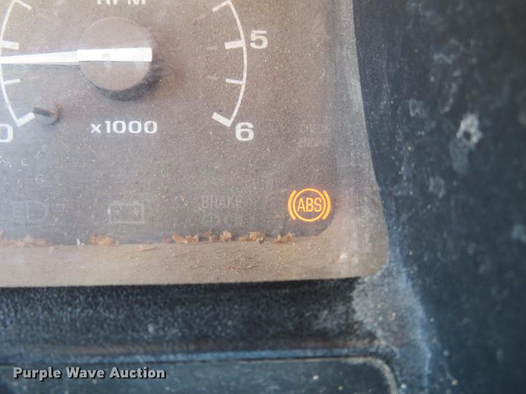 image for item DG3928 1994 Ford F350 XLT pickup truck