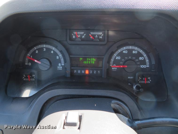 image for item DG3930 2015 Ford E350 Super Duty utility van