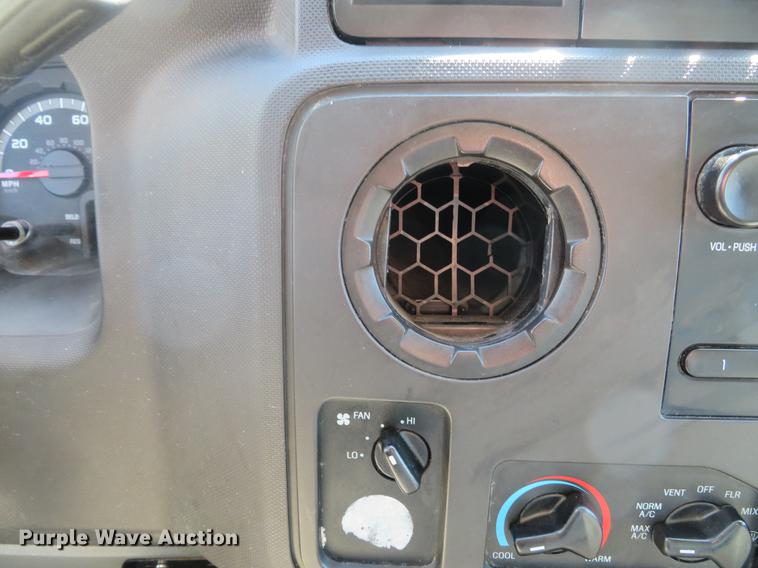 image for item DG3930 2015 Ford E350 Super Duty utility van