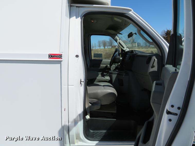 image for item DG3930 2015 Ford E350 Super Duty utility van
