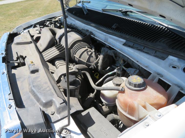 image for item DG3930 2015 Ford E350 Super Duty utility van