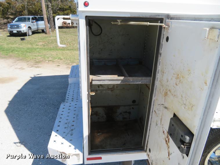 image for item DG3930 2015 Ford E350 Super Duty utility van