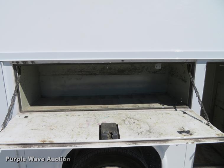 image for item DG3930 2015 Ford E350 Super Duty utility van