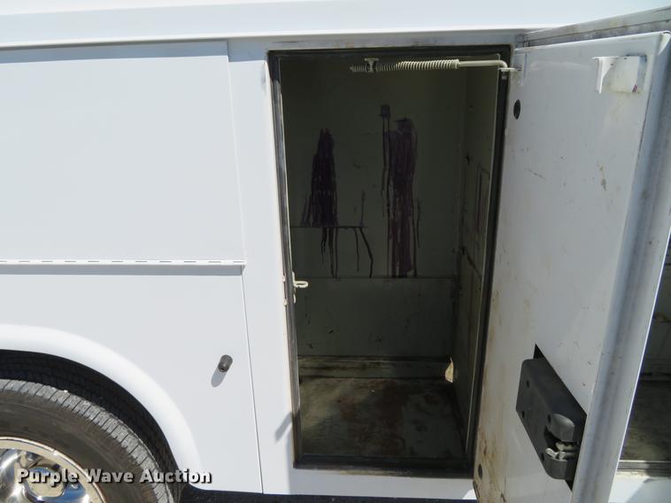 image for item DG3930 2015 Ford E350 Super Duty utility van