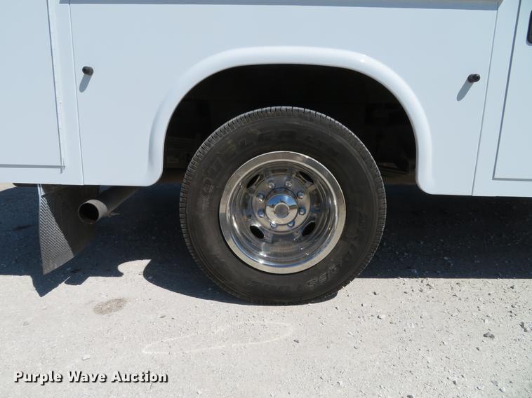 image for item DG3930 2015 Ford E350 Super Duty utility van