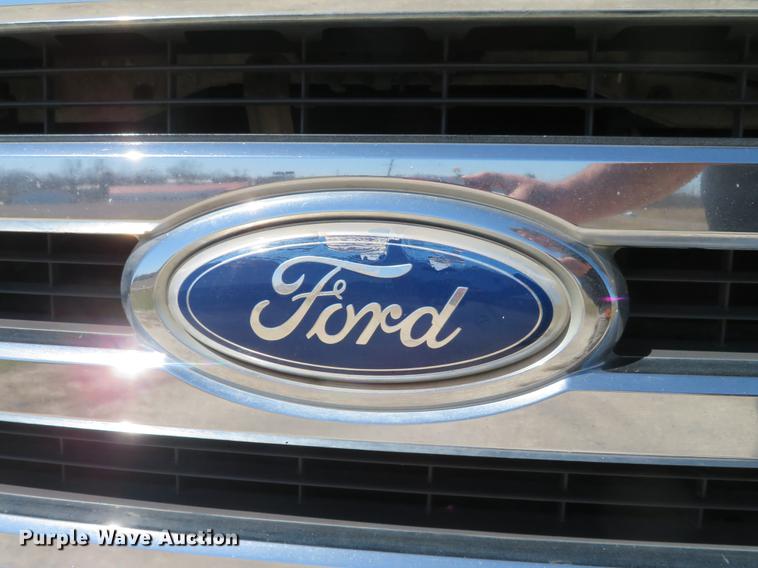 image for item DG3930 2015 Ford E350 Super Duty utility van