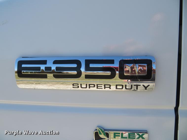 image for item DG3930 2015 Ford E350 Super Duty utility van