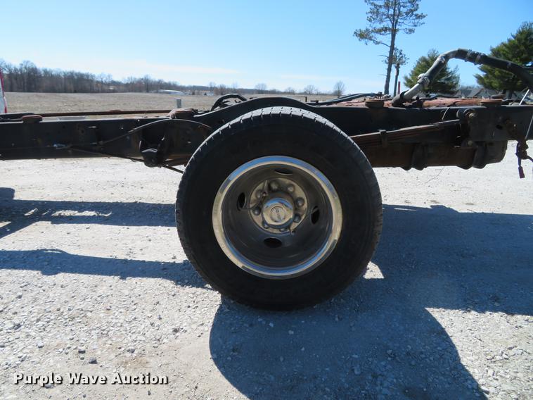 image for item DG3931 2008 Ford E450 cab and chassis