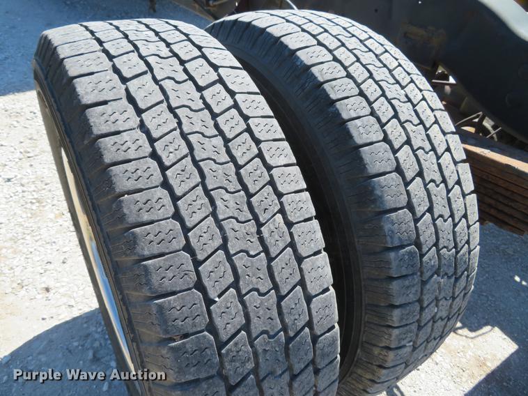 image for item DG3931 2008 Ford E450 cab and chassis