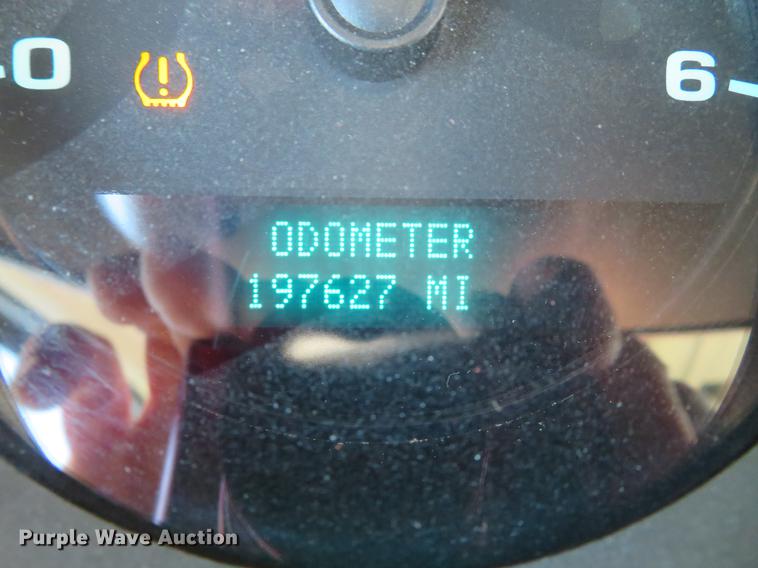 image for item DG3932 2011 Chevrolet Silverado 2500HD Ext. Cab pickup truck