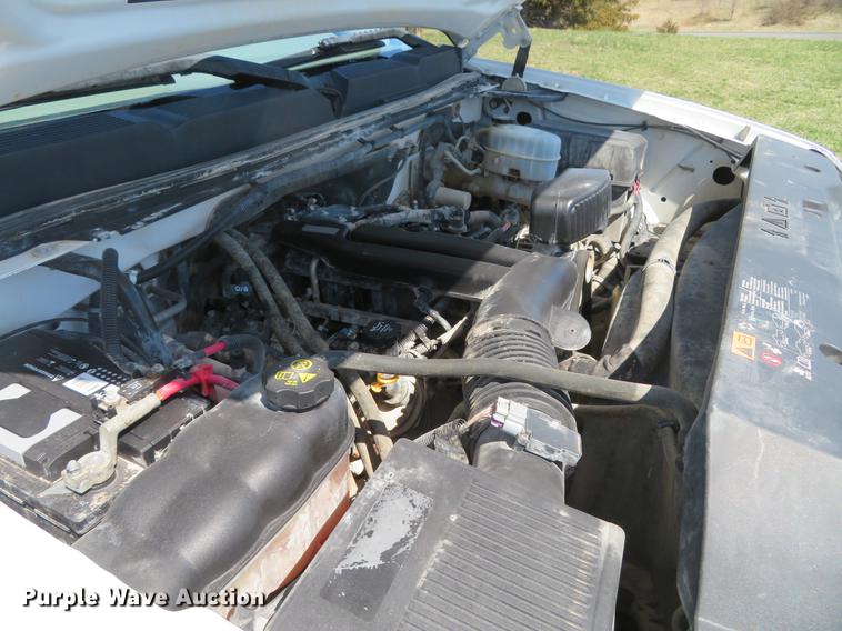 image for item DG3932 2011 Chevrolet Silverado 2500HD Ext. Cab pickup truck