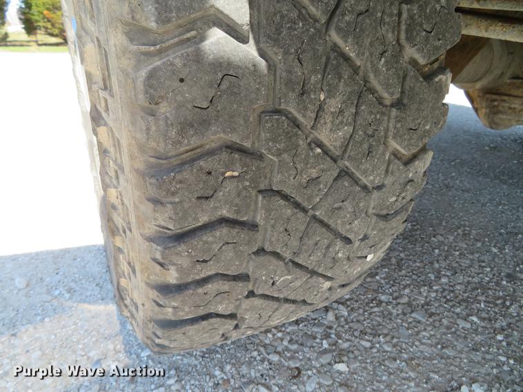 image for item DG3932 2011 Chevrolet Silverado 2500HD Ext. Cab pickup truck