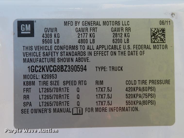 image for item DG3932 2011 Chevrolet Silverado 2500HD Ext. Cab pickup truck
