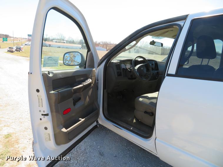 image for item DG3933 2008 Dodge Ram 2500HD Quad Cab pickup truck