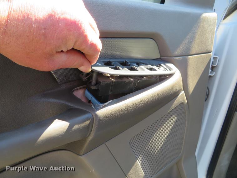 image for item DG3933 2008 Dodge Ram 2500HD Quad Cab pickup truck