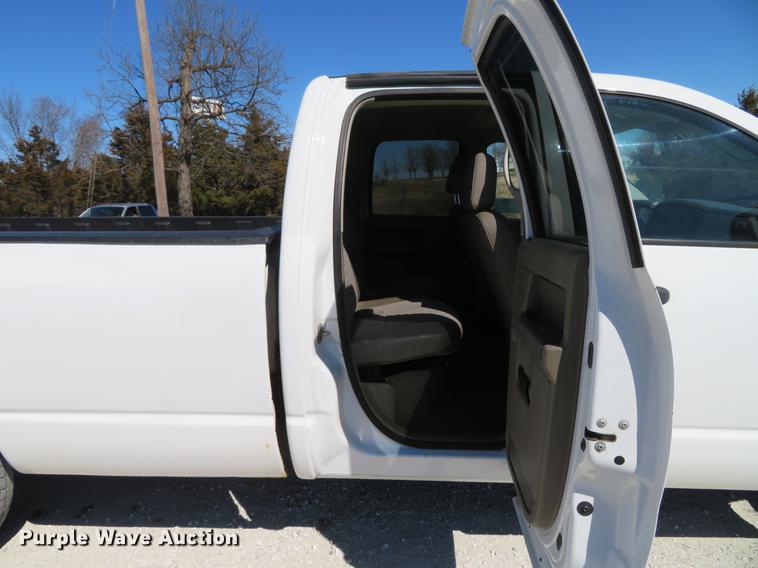 image for item DG3933 2008 Dodge Ram 2500HD Quad Cab pickup truck