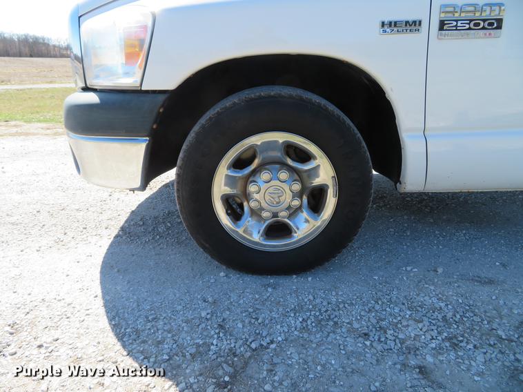 image for item DG3933 2008 Dodge Ram 2500HD Quad Cab pickup truck