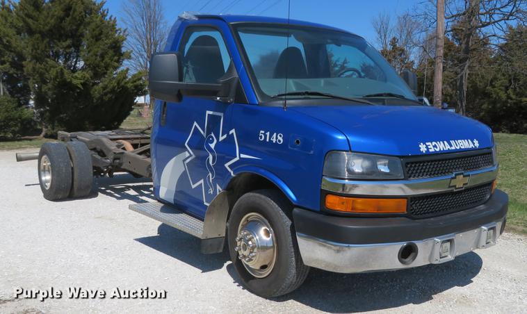 image for item DG3934 2014 Chevrolet Express G4500 cab and chassis