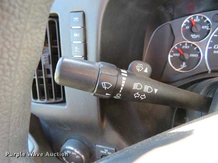 image for item DG3934 2014 Chevrolet Express G4500 cab and chassis