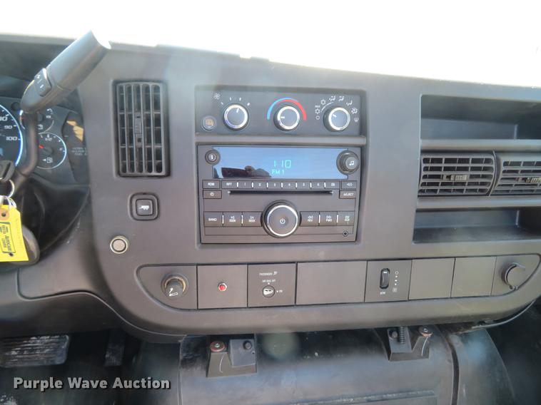 image for item DG3934 2014 Chevrolet Express G4500 cab and chassis