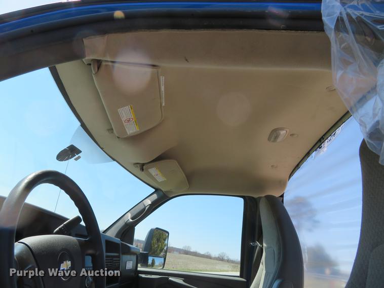 image for item DG3934 2014 Chevrolet Express G4500 cab and chassis