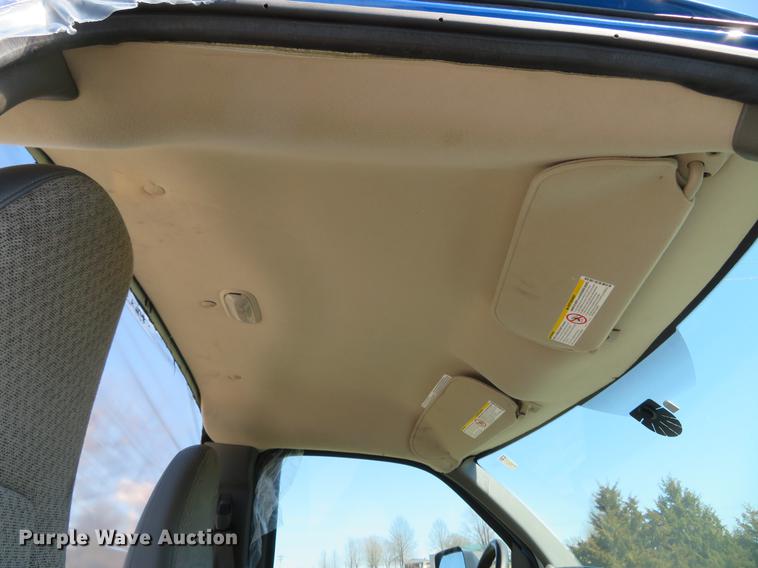 image for item DG3934 2014 Chevrolet Express G4500 cab and chassis