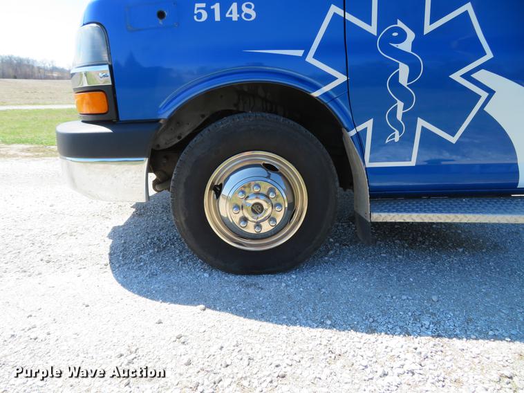 image for item DG3934 2014 Chevrolet Express G4500 cab and chassis