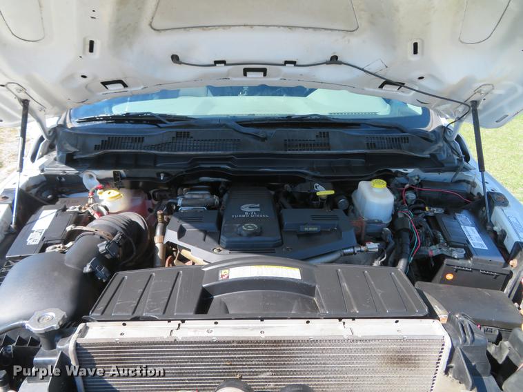 image for item DG3936 2011 Dodge Ram 4500HD Crew Cab utility bed pickup truck